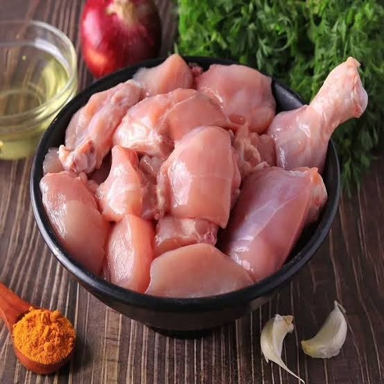 CHICKEN  Skin Off Curry PCS Sizes(9 to 10)
